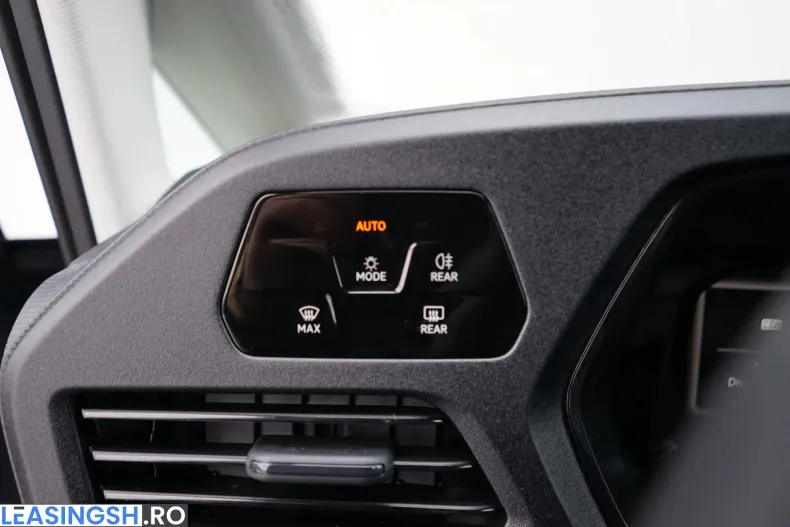 Volkswagen Caddy din 2026 cu 10 km - oferta VOL198514 - foto 12