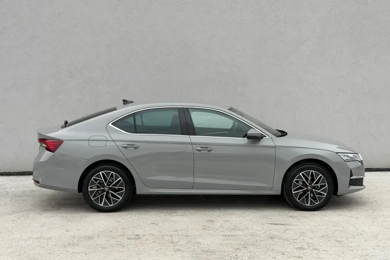 Skoda Octavia din 2025 cu 10 km - oferta SKO198516 - foto 6