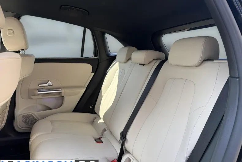 Mercedes-Benz GLA din 2025 cu 23.534 km - oferta MER198517 - foto 24