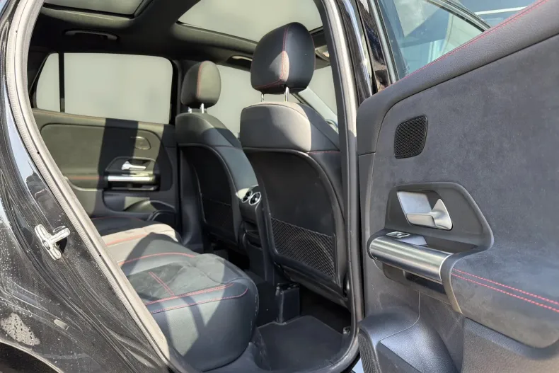 Mercedes-Benz GLA din 2025 cu 19.707 km - oferta MER198518 - foto 15