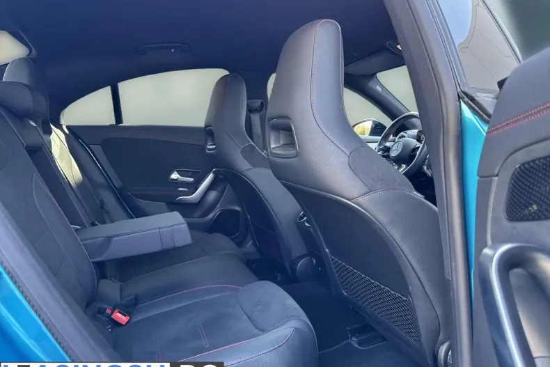 Mercedes-Benz CLA 250 (Clasa CLA) din 2024 cu 16.200 km - oferta MER198519 - foto 14