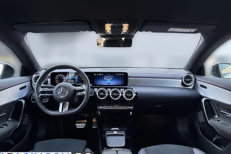 Mercedes-Benz CLA 250 (Clasa CLA) din 2024 cu 16.200 km - oferta MER198519 - foto 19