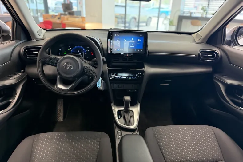 Toyota Yaris Cross din 2026 cu 10 km - oferta TOY198523 - foto 19