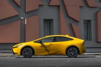 Toyota Prius din 2023 cu 20.000 km - oferta TOY198524 - foto 1