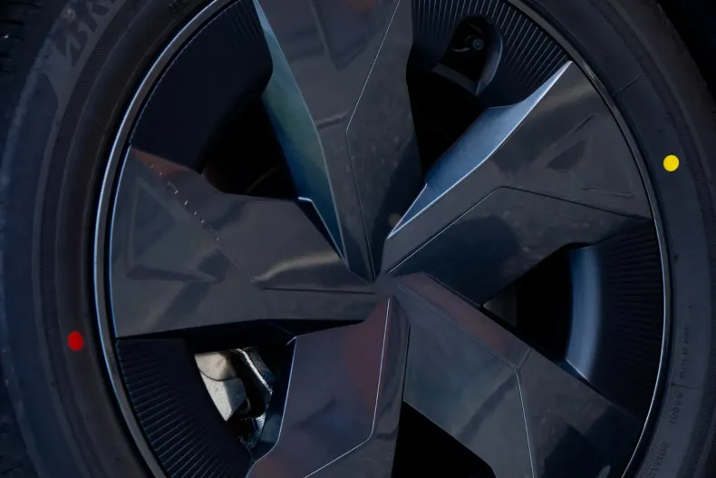 Toyota Prius din 2023 cu 20.000 km - oferta TOY198524 - foto 6