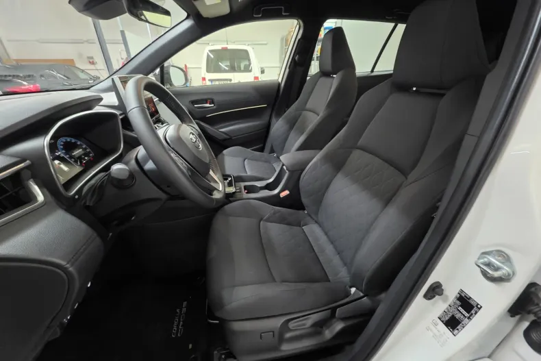 Toyota Corolla Cross din 2025 cu 1.000 km - oferta TOY198527 - foto 8