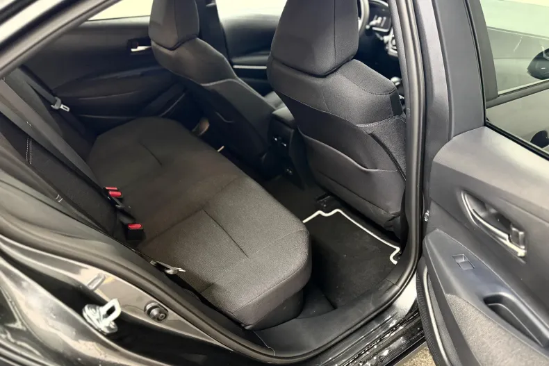 Toyota Corolla din 2025 cu 1.250 km - oferta TOY198528 - foto 7