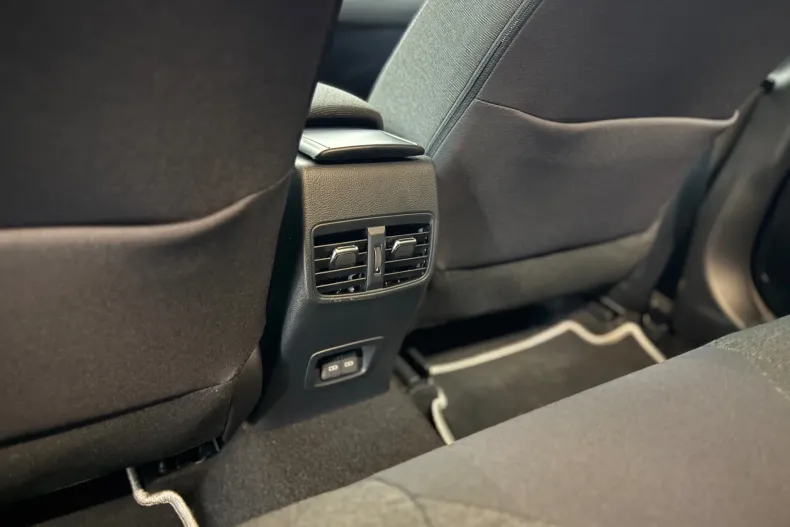 Toyota Corolla din 2025 cu 1.250 km - oferta TOY198528 - foto 11