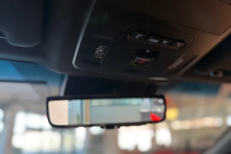 Toyota Camry din 2025 cu 10 km - oferta TOY198529 - foto 18