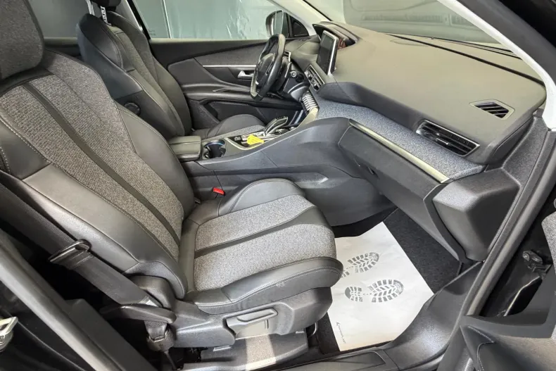 Peugeot 3008 din 2020 cu 150.000 km - oferta PEU198531 - foto 5