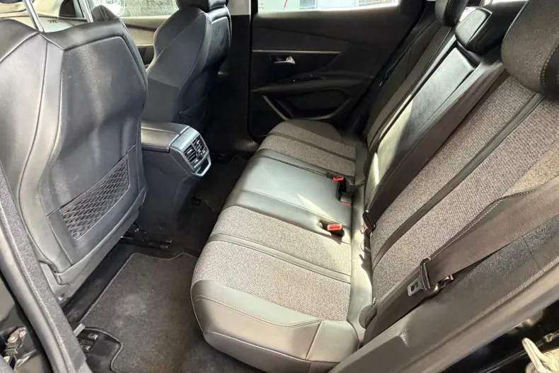 Peugeot 3008 din 2020 cu 150.000 km - oferta PEU198531 - foto 11