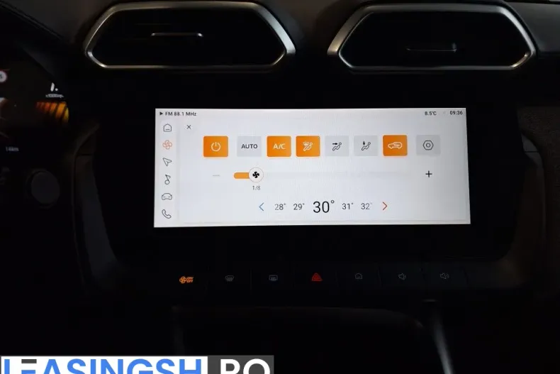 MG ZS HEV din 2025 cu 1 km - oferta MG0198534 - foto 22