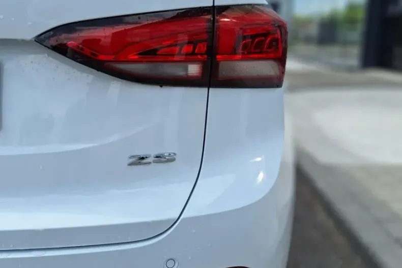 MG ZS din 2025 cu 2.110 km - oferta MG0198535 - foto 6