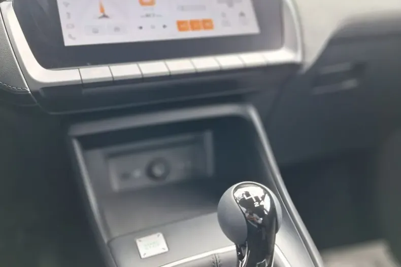 MG ZS din 2025 cu 2.110 km - oferta MG0198535 - foto 22