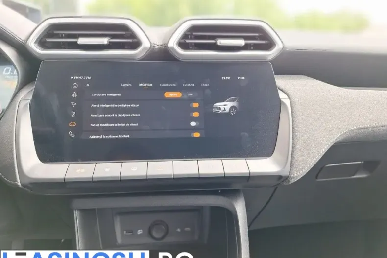 MG ZS din 2025 cu 2.110 km - oferta MG0198535 - foto 29