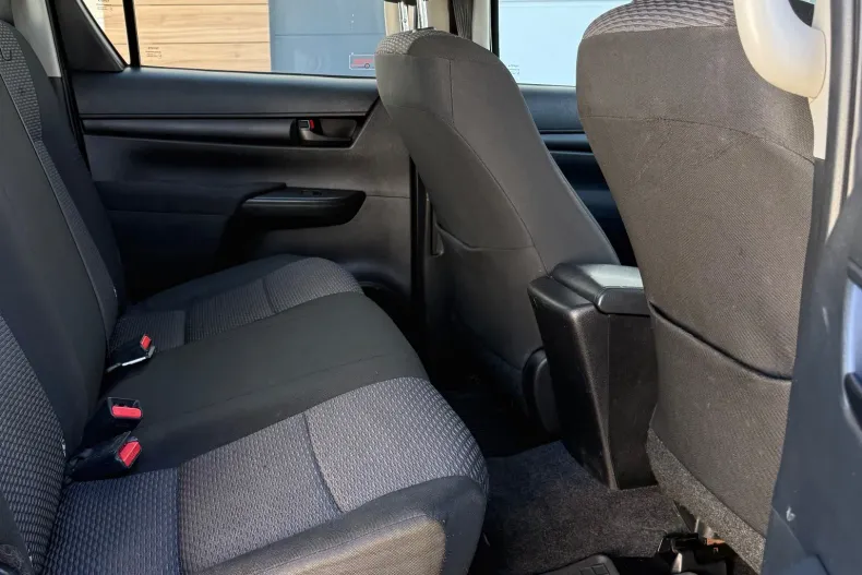 Toyota Hilux din 2021 cu 109.579 km - oferta TOY198540 - foto 14