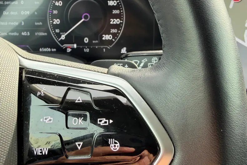 Volkswagen Touareg din 2023 cu 65.580 km - oferta VOL198553 - foto 19