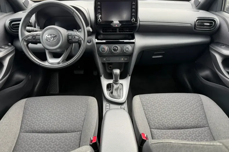 Toyota Yaris Cross din 2023 cu 18.900 km - oferta TOY198554 - foto 9