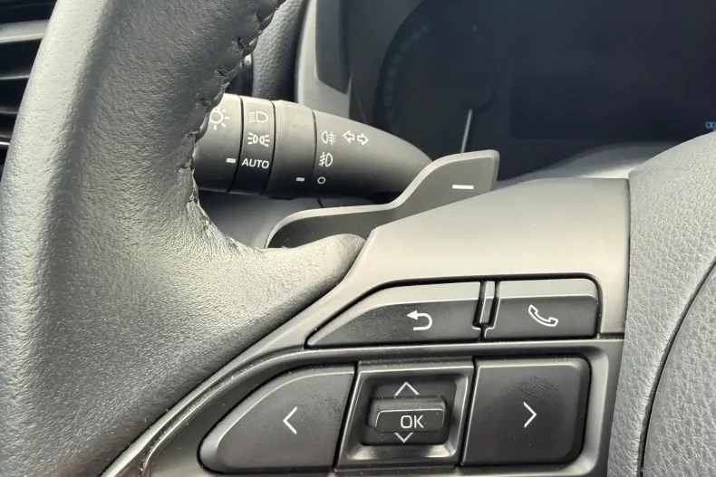 Toyota Yaris Cross din 2023 cu 18.900 km - oferta TOY198554 - foto 14