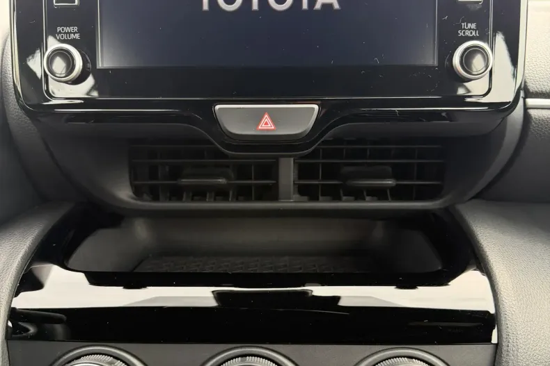 Toyota Yaris Cross din 2023 cu 18.900 km - oferta TOY198554 - foto 20