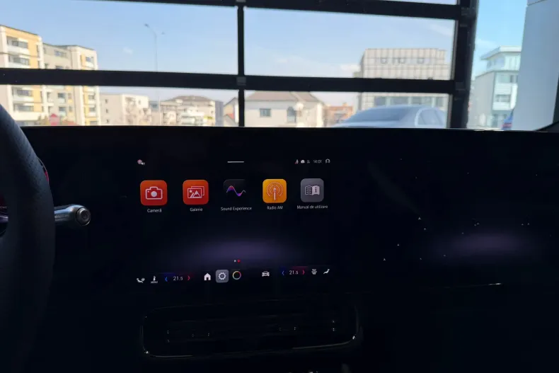 Mercedes-Benz CLA (Clasa CLA) din 2025 cu 30 km - oferta MER198559 - foto 12