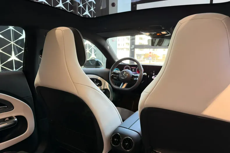 Mercedes-Benz CLA (Clasa CLA) din 2025 cu 30 km - oferta MER198559 - foto 19