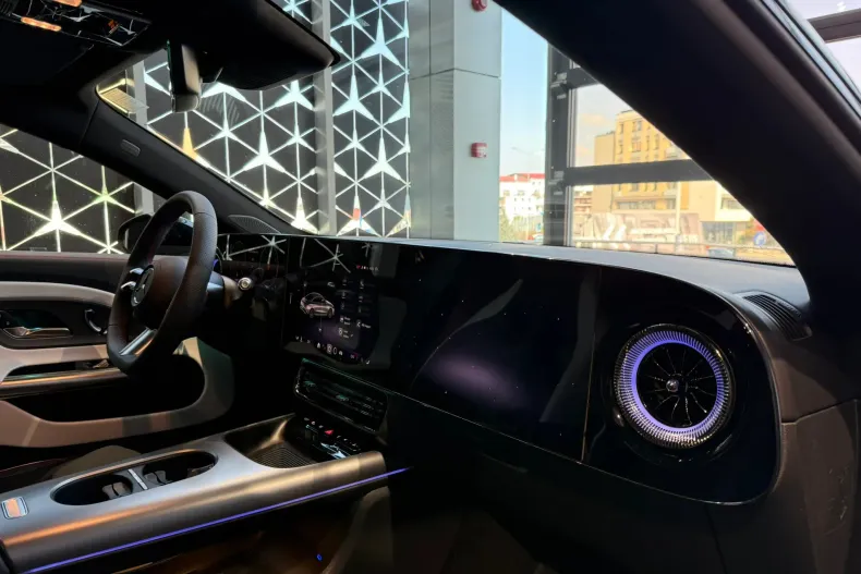 Mercedes-Benz CLA (Clasa CLA) din 2025 cu 30 km - oferta MER198559 - foto 20