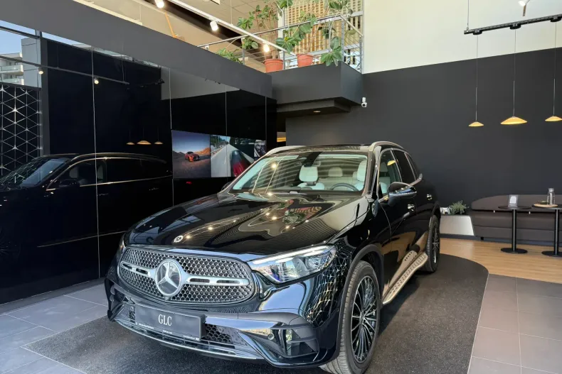 Mercedes-Benz GLC din 2025 cu 12 km - oferta MER198560 - foto 3