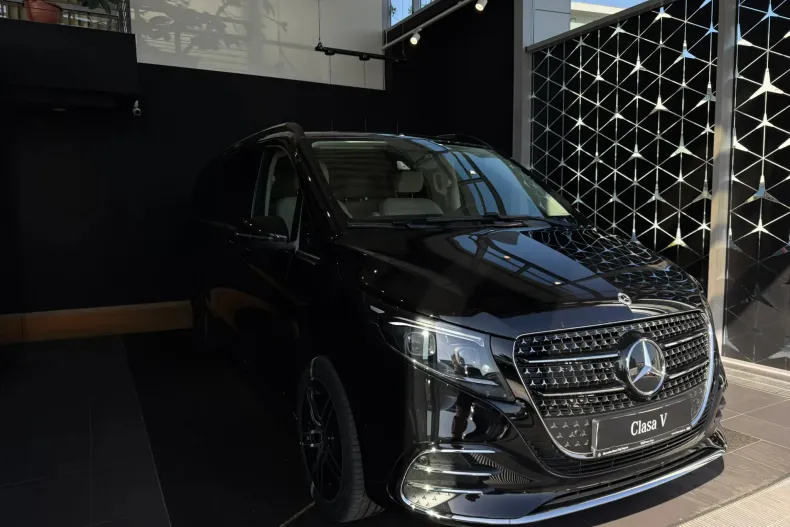 Mercedes-Benz V din 2026 cu 11 km - oferta MER198561 - foto 2