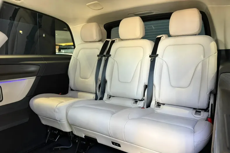 Mercedes-Benz V din 2026 cu 12 km - oferta MER198562 - foto 10