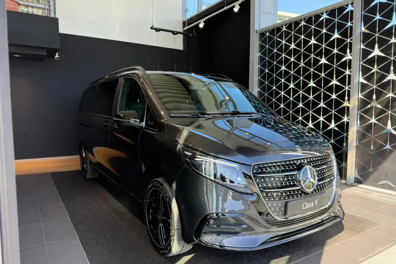 Mercedes-Benz V din 2026 cu 14 km - oferta MER198563 - foto 2