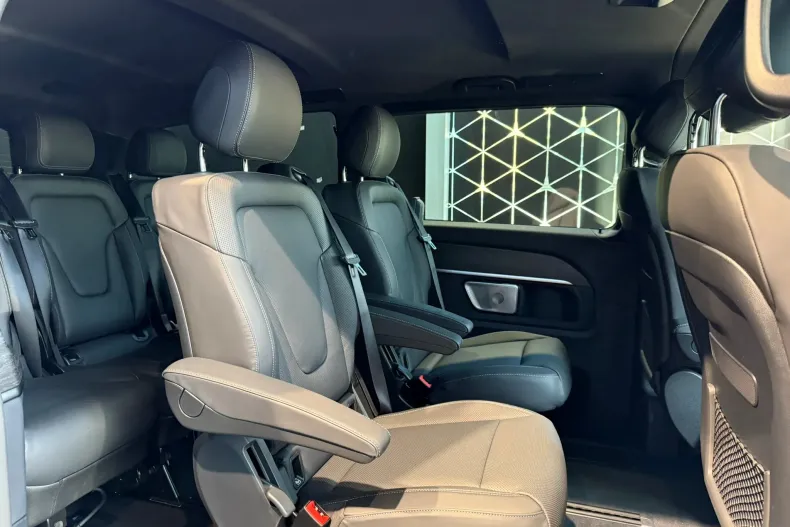 Mercedes-Benz V din 2026 cu 14 km - oferta MER198563 - foto 11