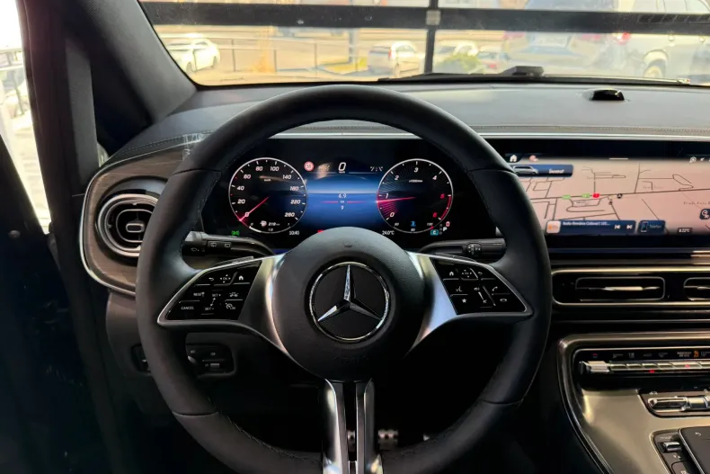 Mercedes-Benz V din 2026 cu 14 km - oferta MER198563 - foto 14