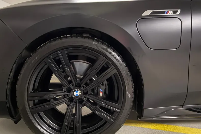 BMW M7 (Seria 7) din 2024 cu 23.800 km - oferta BMW198567 - foto 17