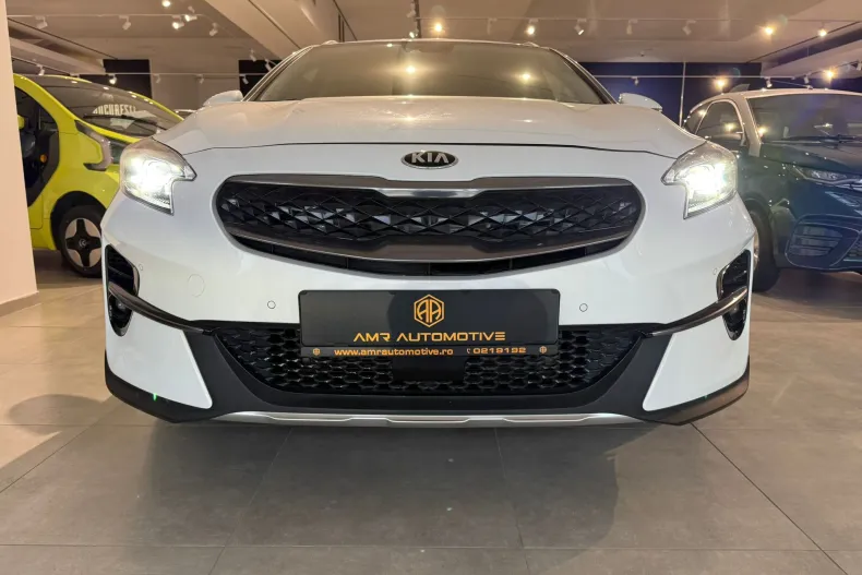 Kia XCeed din 2020 cu 41.819 km - oferta KIA198568 - foto 2