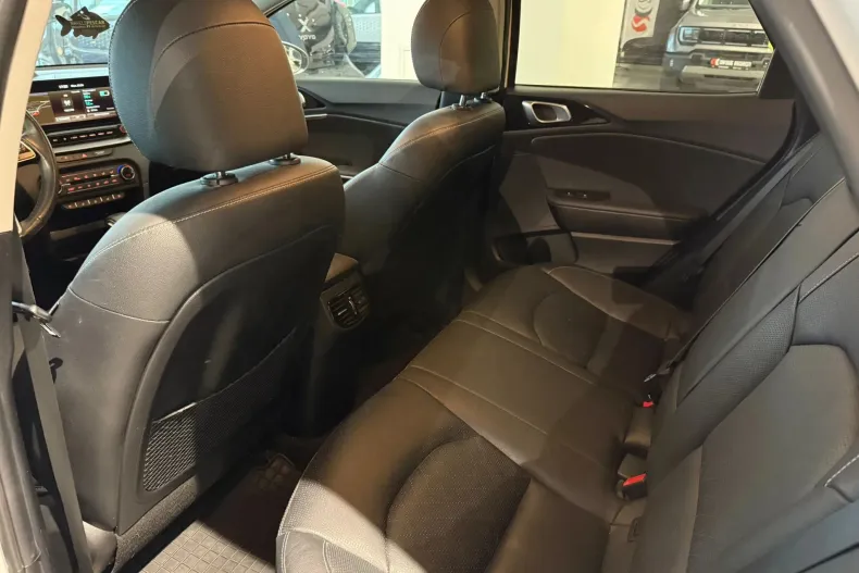 Kia XCeed din 2020 cu 41.819 km - oferta KIA198568 - foto 27