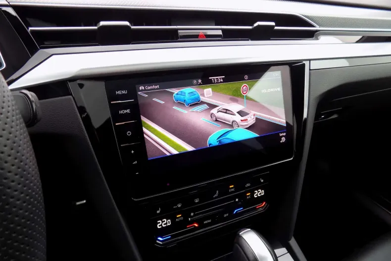 Volkswagen Arteon din 2022 cu 20.420 km - oferta VOL198572 - foto 23