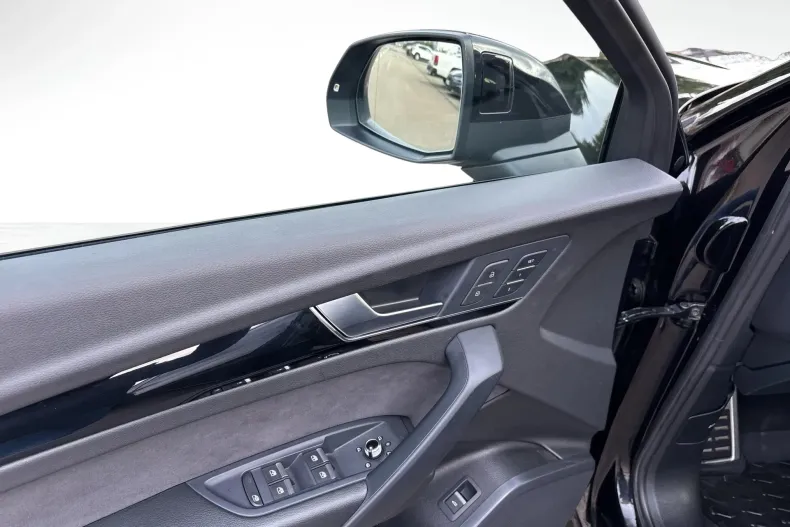 Audi Q5 din 2025 cu 32.500 km - oferta AUD198574 - foto 13