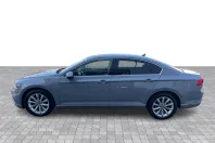 Volkswagen Passat din 2022 cu 86.269 km - oferta VOL198575 - foto 2
