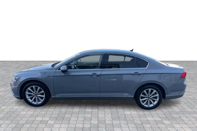 Volkswagen Passat din 2022 cu 86.269 km - oferta VOL198575 - foto 2