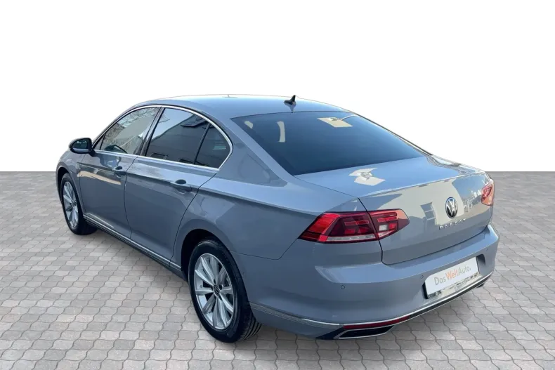 Volkswagen Passat din 2022 cu 86.269 km - oferta VOL198575 - foto 3