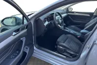 Volkswagen Passat din 2022 cu 86.269 km - oferta VOL198575 - foto 10