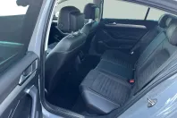 Volkswagen Passat din 2022 cu 86.269 km - oferta VOL198575 - foto 23