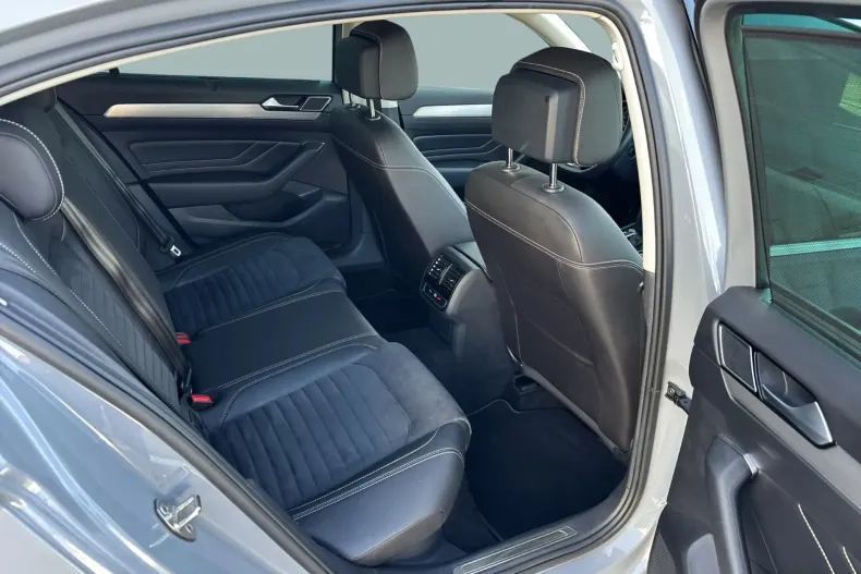 Volkswagen Passat din 2022 cu 86.269 km - oferta VOL198575 - foto 24