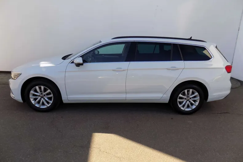 Volkswagen Passat din 2022 cu 162.928 km - oferta VOL198576 - foto 2