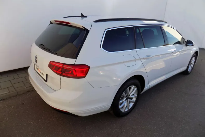 Volkswagen Passat din 2022 cu 162.928 km - oferta VOL198576 - foto 6