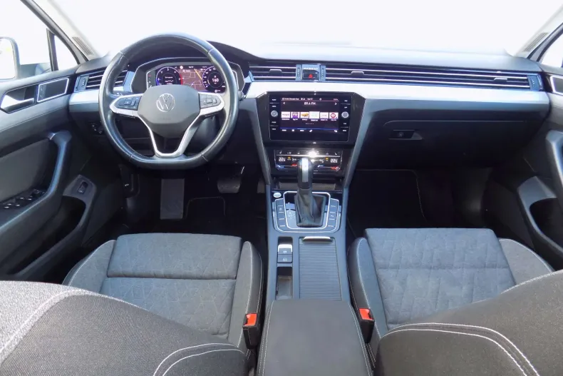 Volkswagen Passat din 2022 cu 162.928 km - oferta VOL198576 - foto 10