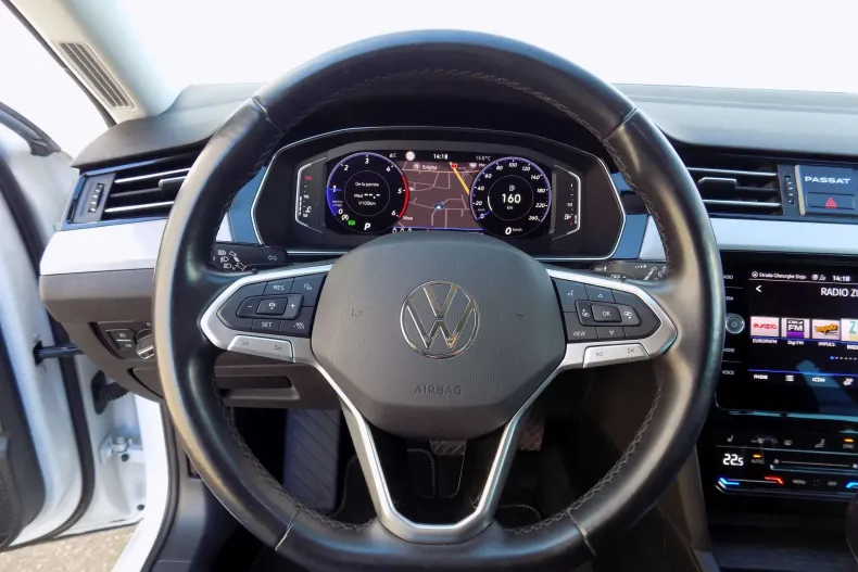 Volkswagen Passat din 2022 cu 162.928 km - oferta VOL198576 - foto 13