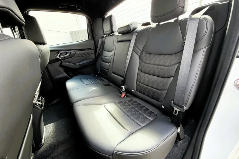 Isuzu D-Max din 2025 cu 10 km - oferta ISU198577 - foto 22