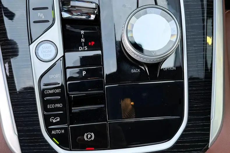 BMW X5 (Seria X) din 2025 cu 4.000 km - oferta BMW198578 - foto 14